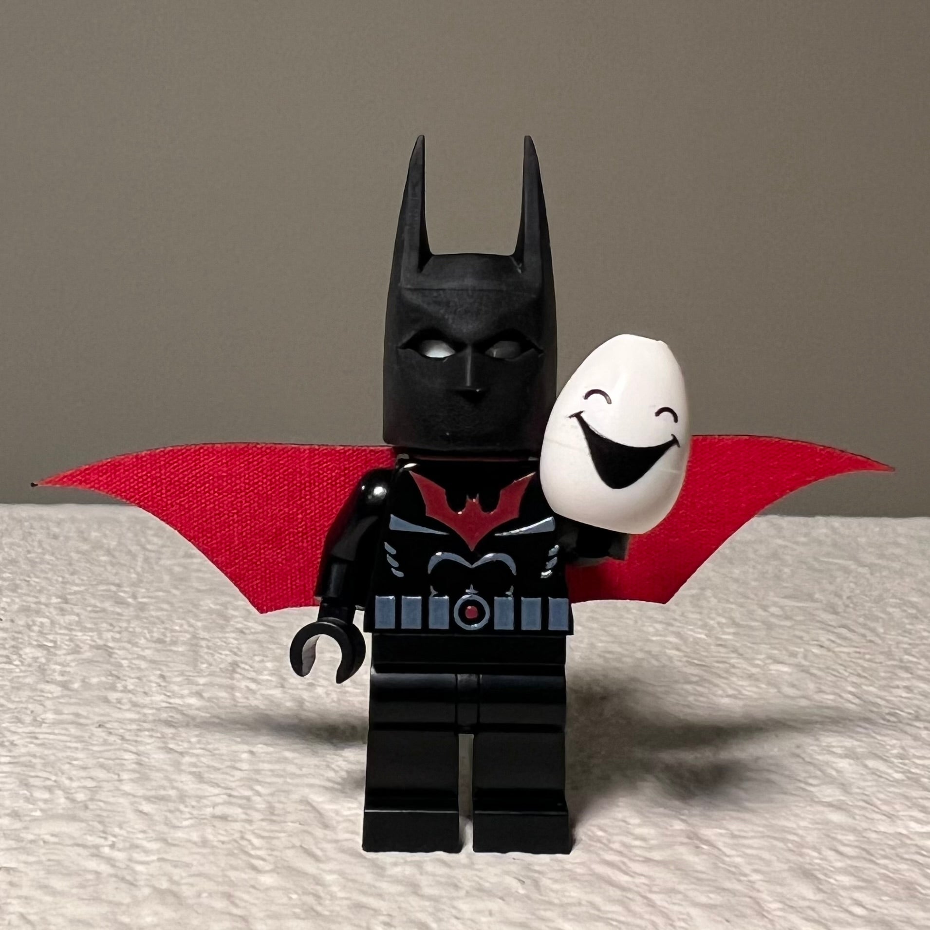 Future Bat FULL FIGURE GLOW IN THE DARK HEAD