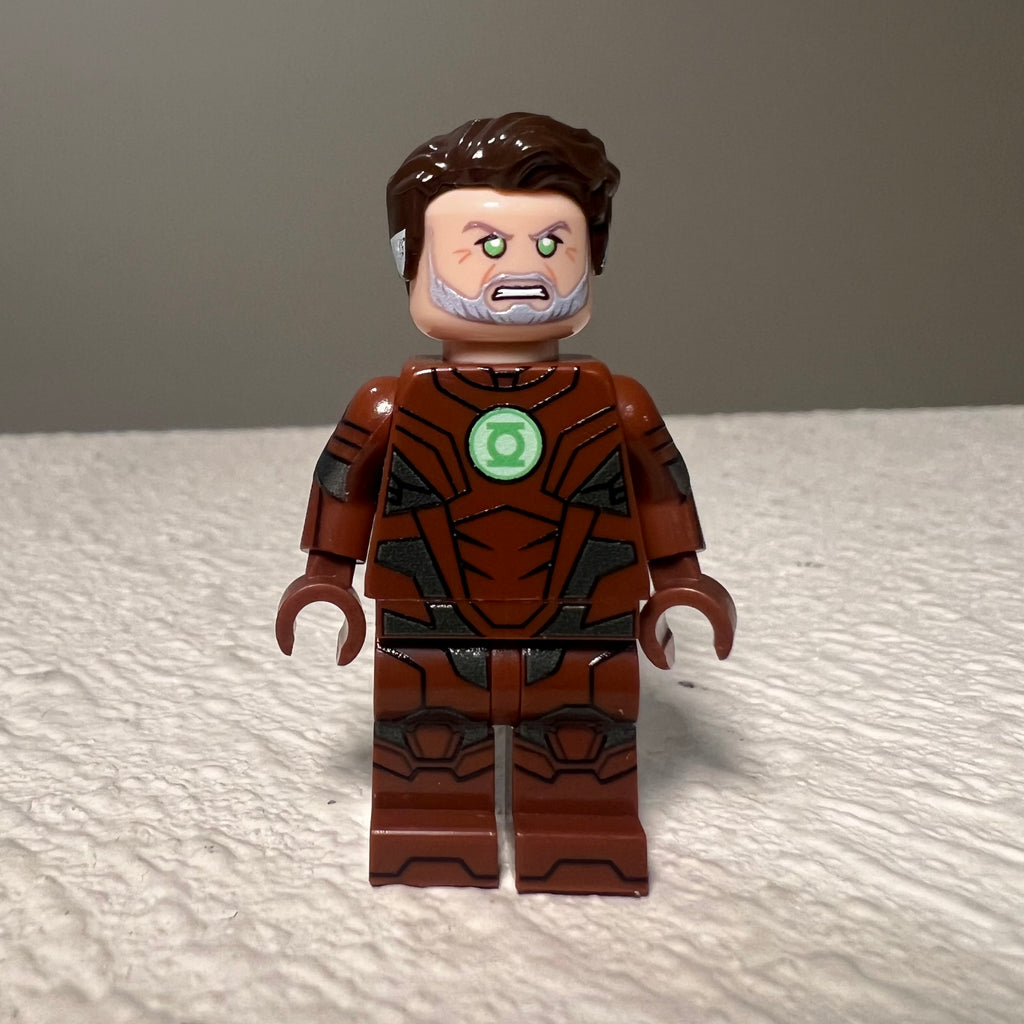 Light people show Brown Hal FULL FIGURE