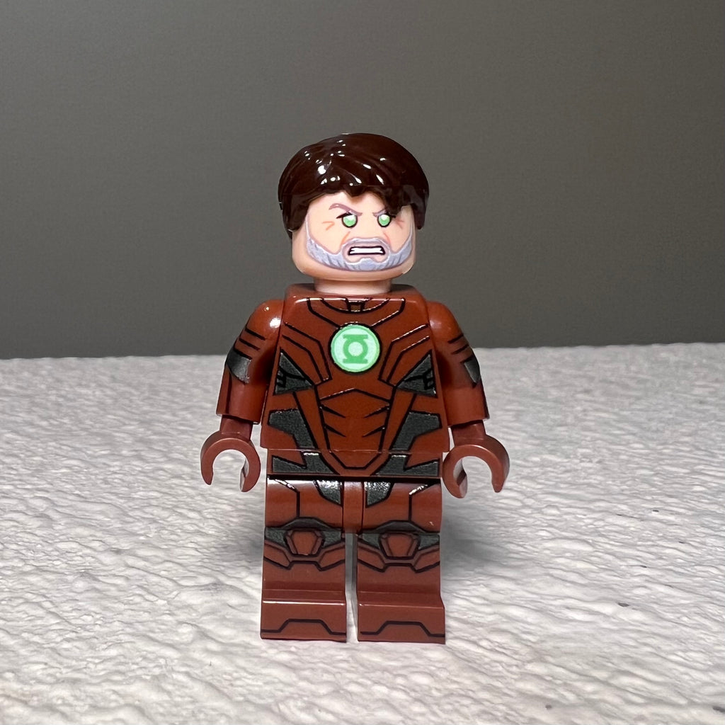 Light people show Brown Hal FULL FIGURE